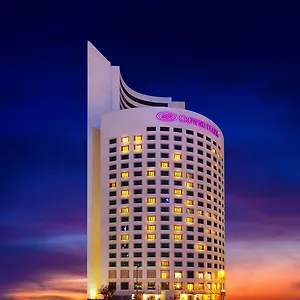 Hotel Crowne Plaza Oryapark By Ihg