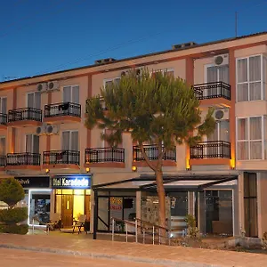 Karadede Otel