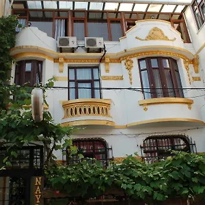 Hotel Nayla Palace